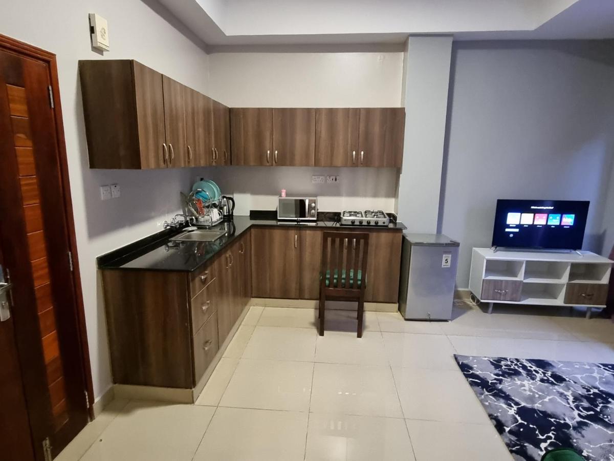 Eika Suites at Acacia Mall Kampala Exterior foto